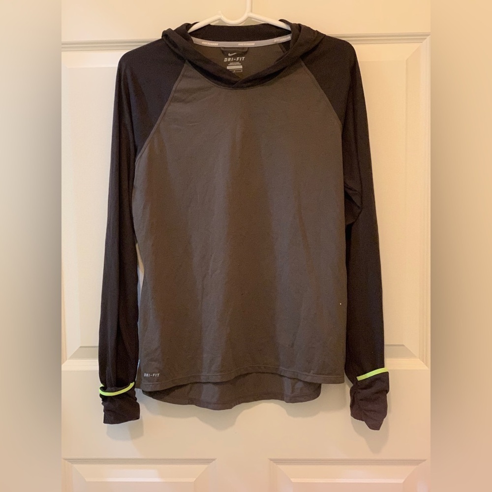 Nike Gray and Black Sweatshirt with Crew Neck.  Size-Large